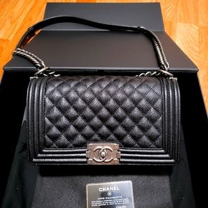 ❌Reserved❌ Authentic Chanel boy old medium